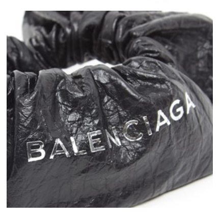 Balenciaga バレンシアガ 国内入手困難！レザーシュシュ ブラック